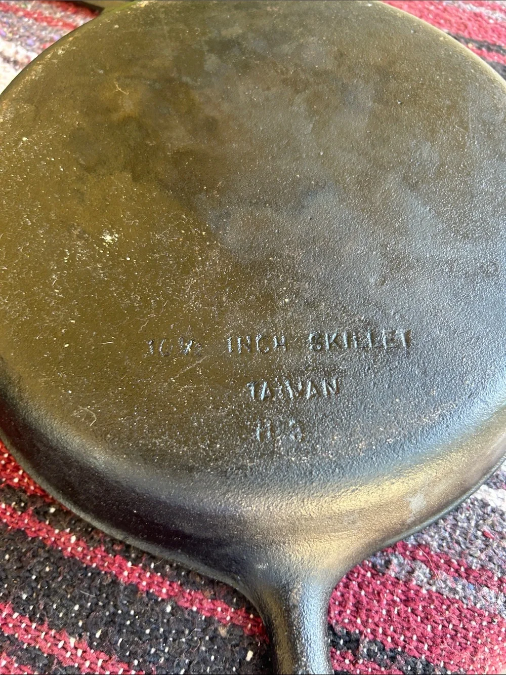 3pc cast iron vintage skillet set